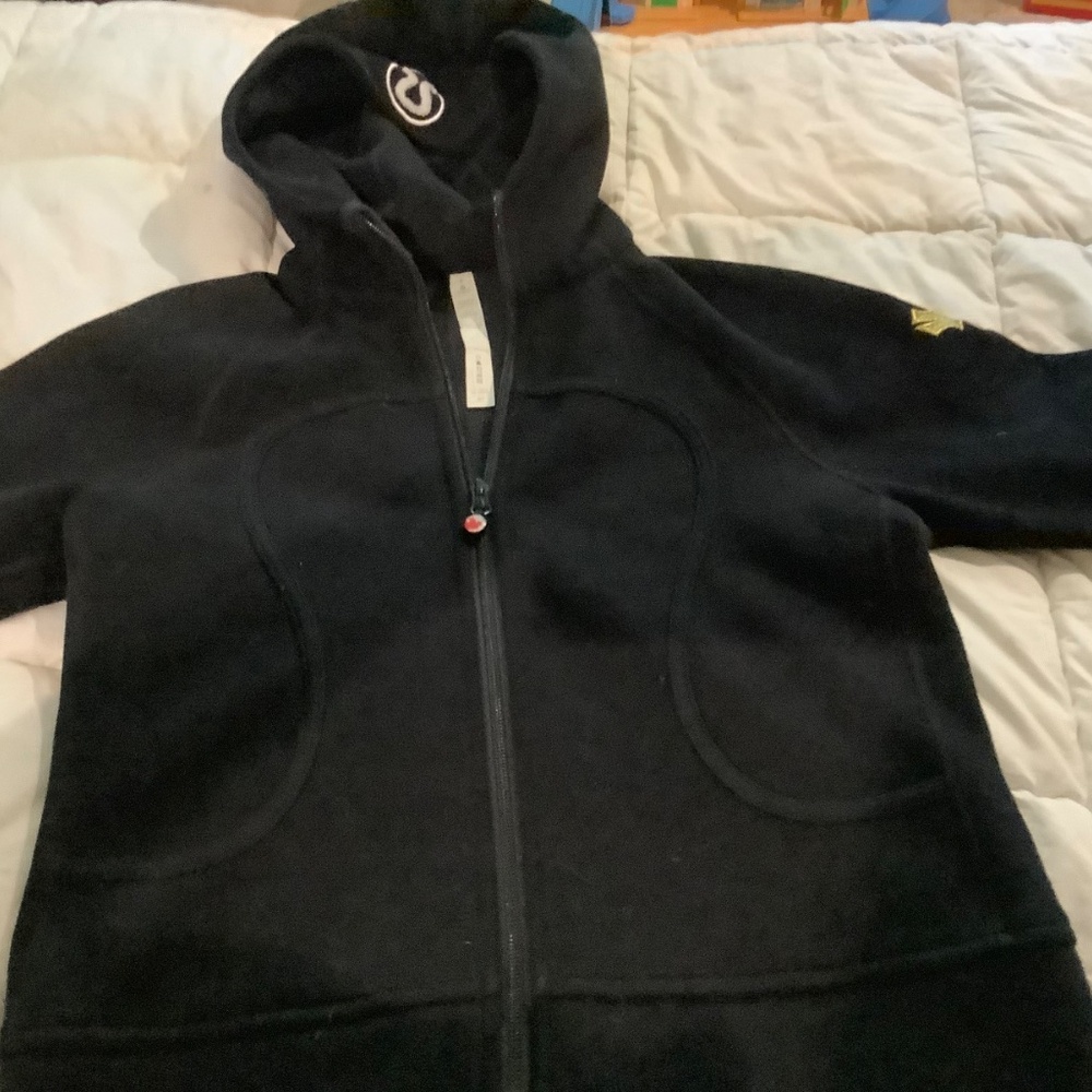 Lululemon - Picture 5 of 5